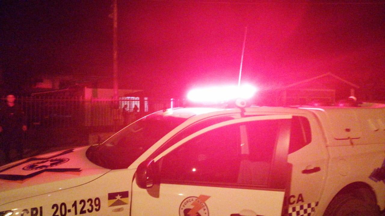Mesmas pessoas que haviam sido indiciadas por festa clandestina são flagradas se aglomerando novamente e com drogas sintéticas