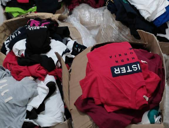 Homem de 40 anos é preso pela PRF em Vilhena levando camisetas falsificadas do Acre para o Rio