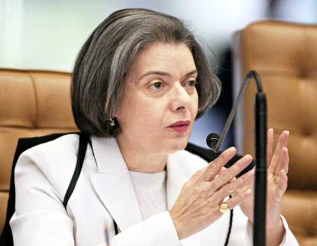 Ministra nega pedidos de cômputo dos votos de candidatos com registro indeferido