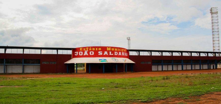 Obras de modernização do Estádio João Saldanha de Guajará-Mirim são retomadas