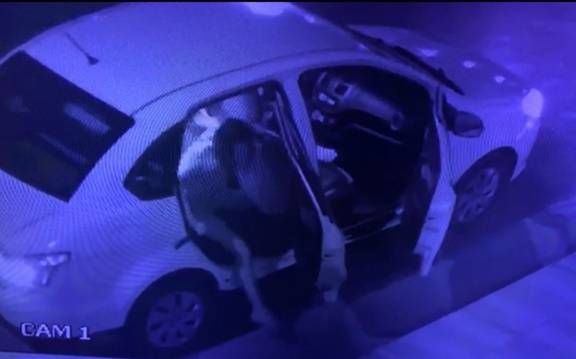 Taxista é acionado pelo WhatsApp e quando aparece para fazer a corrida é assaltado por três ladrões