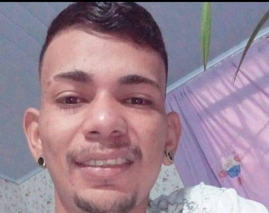 Acusado de tentar matar eletrotécnico para roubar moto e cavar sepultura onde enterraria a vítima se entrega em Vilhena