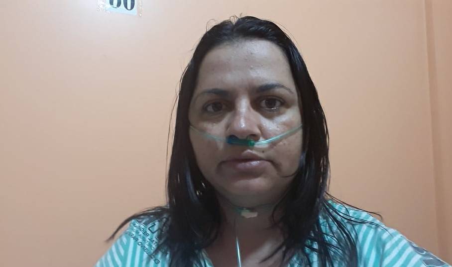 Infectada junto com as filhas vence e Covid, mas ainda luta contra as sequelas: “não percam tempo, tomem a vacina”