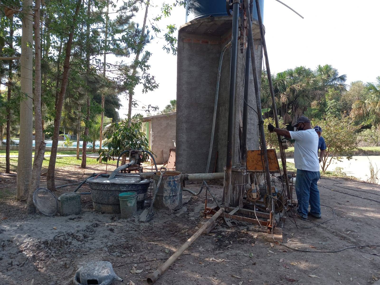 Ameaça de crise hídrica e necessidade de muita água faz procura por poços artesianos disparar na região de Cerejeiras