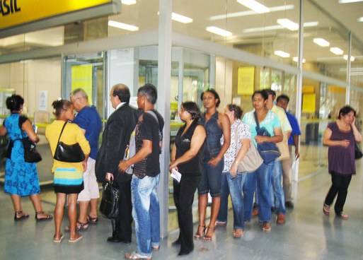 MAU ATENDIMENTO NO BANCO DO BRASIL É DENUNCIADO