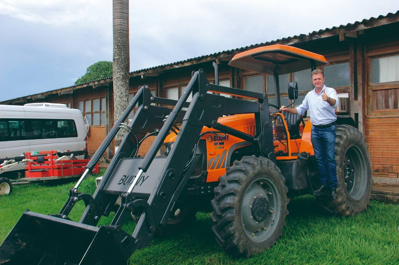 Deputado Luizinho Goebel acompanha obras de recuperação da Linha 2 com recursos do Fitha em Cerejeiras