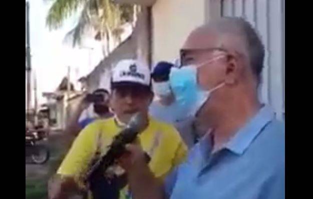ASSISTA: viraliza vídeo que mostra bolsonaristas a favor do “voto auditável” botando pressão em deputado federal de Rondônia
