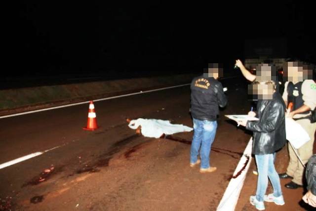Rapaz aparentando 25 anos morre atropelado na BR 174 próximo a Vilhena e funerária pede ajuda para identificar