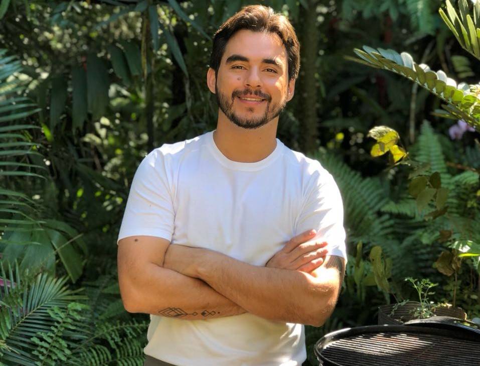 Chef Diogo Sabião, participante do “Mestre do Sabor”, da Rede Globo, realiza aula-show no 4º Sicoob Sabor