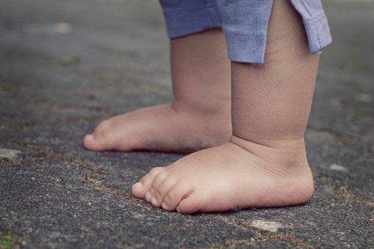 Corpo de menino de 1 ano e meio atropelado pelo tio na zona rural de Cabixi será submetido a necropsia em Vilhena