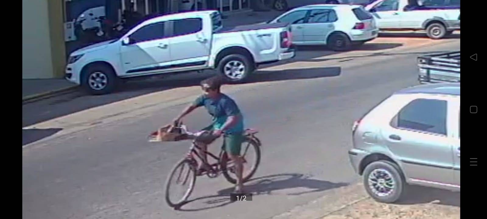 ASSISTA VÍDEO: imagens identificam ladrão que furtou motosserra no centro da cidade e ele acaba preso junto com o receptador