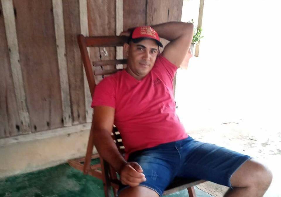 Esfaqueado no olho e nas costas em fazenda, braçal é socorrido, mas morre chegando em Chupinguaia