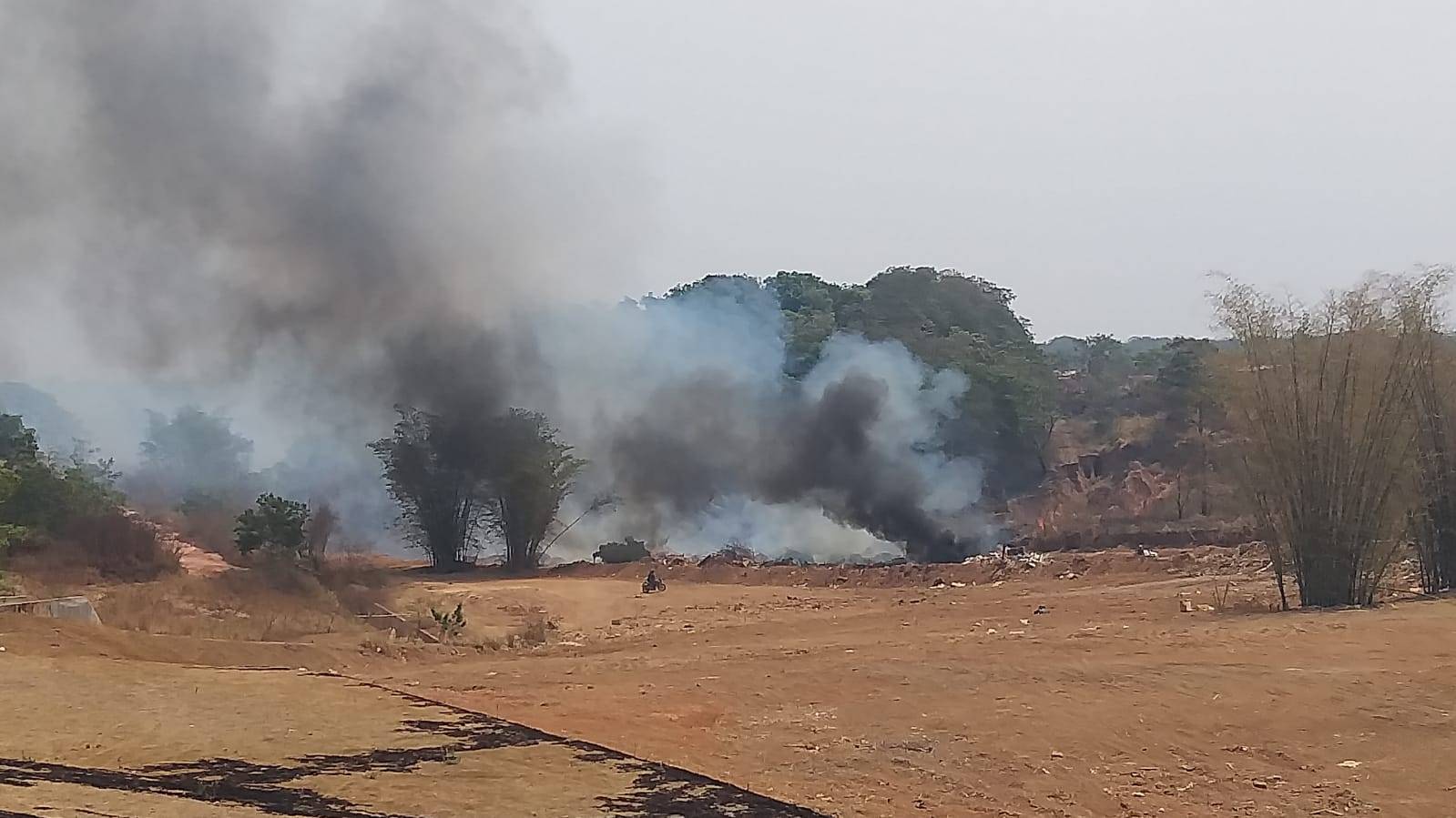 VÍDEO: mais um incêndio atinge Vilhena; fogo ameaça chegar a regiões de mata e se alastrar até área próxima a frigorífico