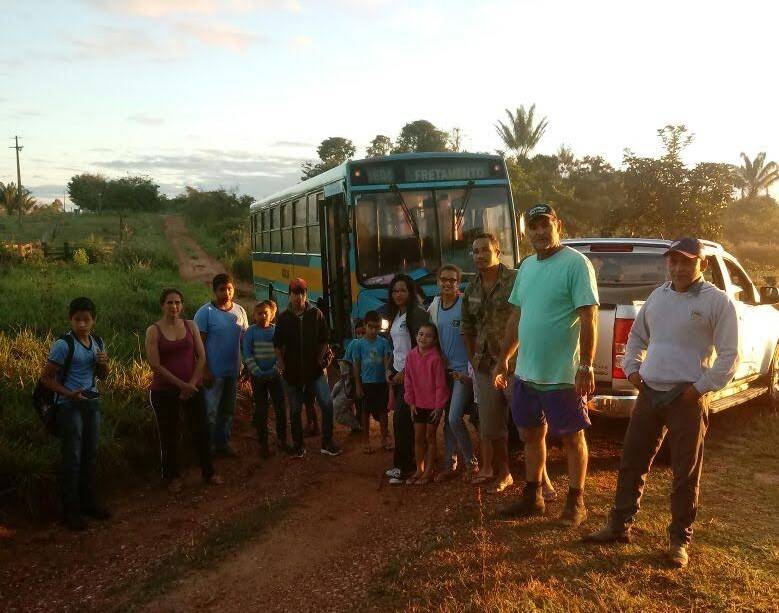 VEJA VÍDEO: com pontes ameaçando cair, pais de alunos vão impedir circulação de ônibus em área rural entre Vilhena e Chupinguaia