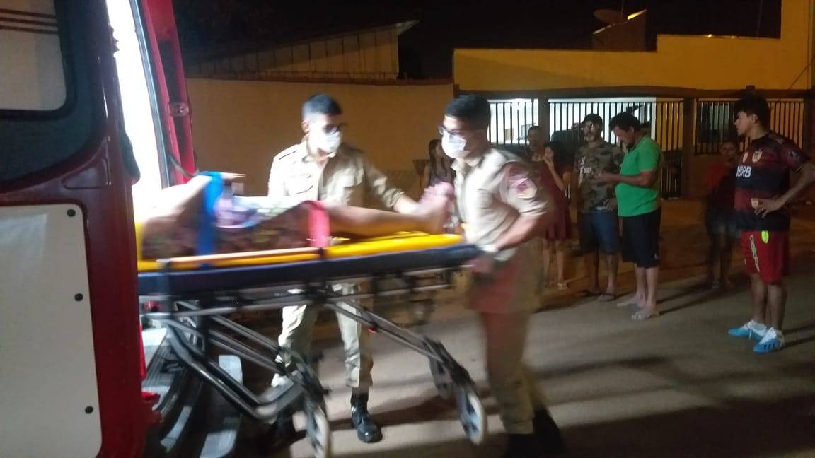 ASSISTA VÍDEO: chegando de mudança em Vilhena, idosa é atropelada por motociclista embriagado