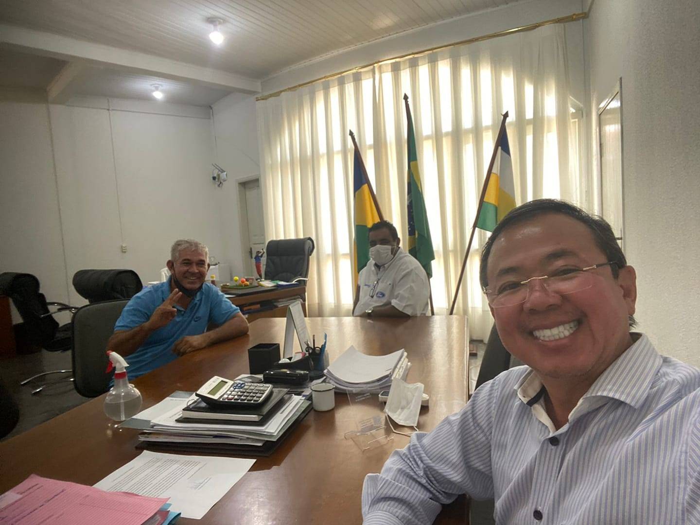 Ex-crítico dá “cavalo de pau” e passa a elogiar prefeito nas redes sociais, mas nega interesse em cargos comissionados