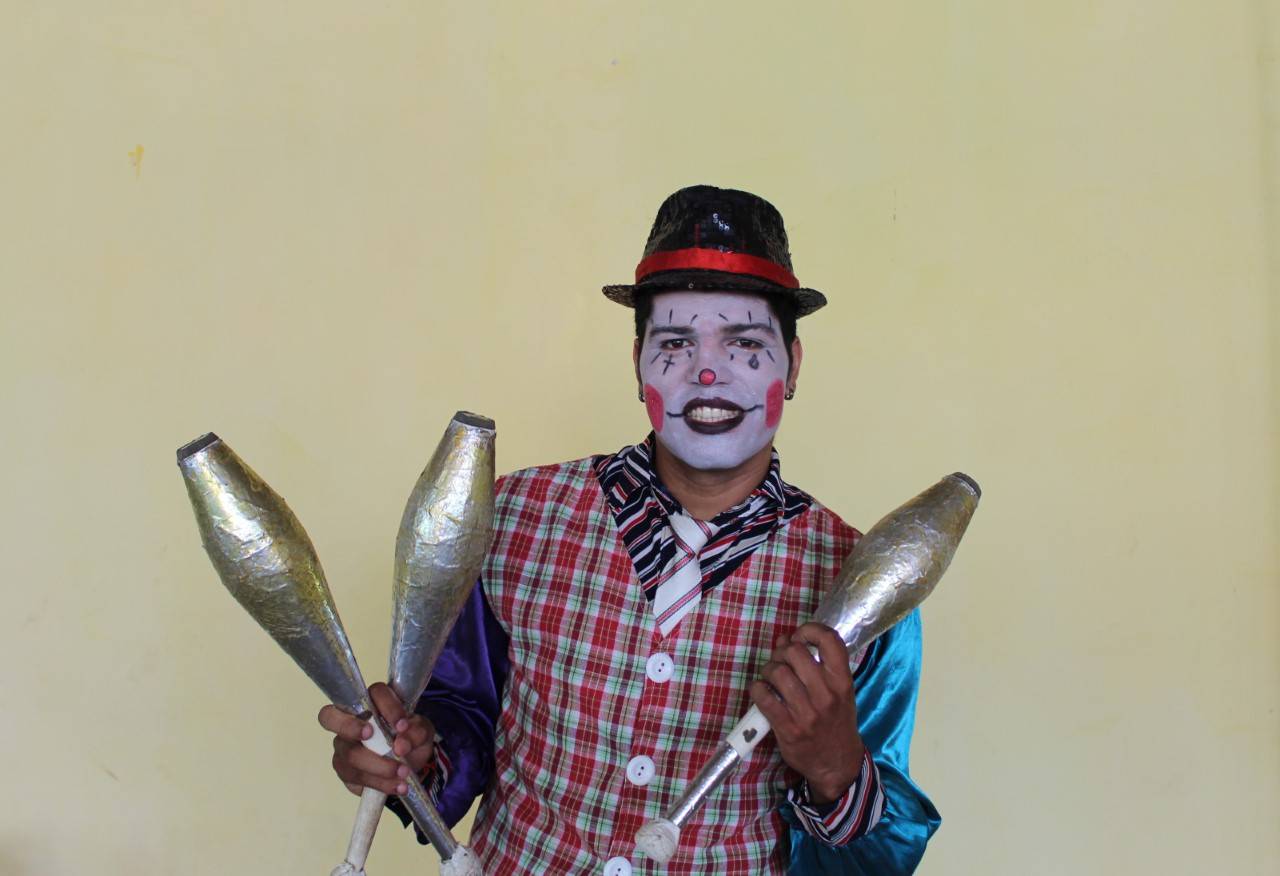 Projeto leva espetáculo circense para escolas públicas de Vilhena; apresentações serão na Escola Paula Assis e no Colégio Tiradentes