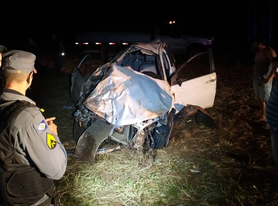 Acidente envolvendo dois carros deixa 6 pessoas mortas em cidade de MT; sobreviventes foram resgatados