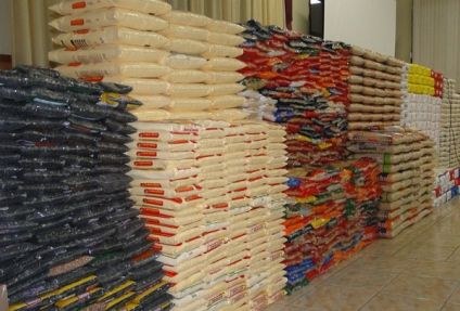 Estudantes já arrecadaram duas toneladas de alimentos com “trote”