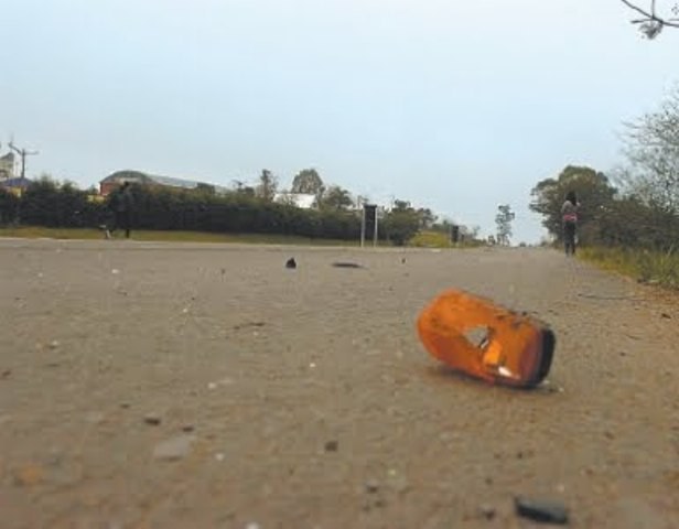 Acidente envolveu moto e bicicleta na BR 174 deixa adolescente ferido