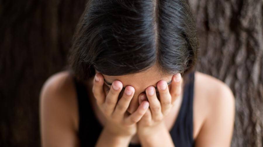 Chamada de “Bruna Surfistinha”, estudante de 18 anos vai à polícia e denuncia dentista por assédio sexual, em Vilhena
