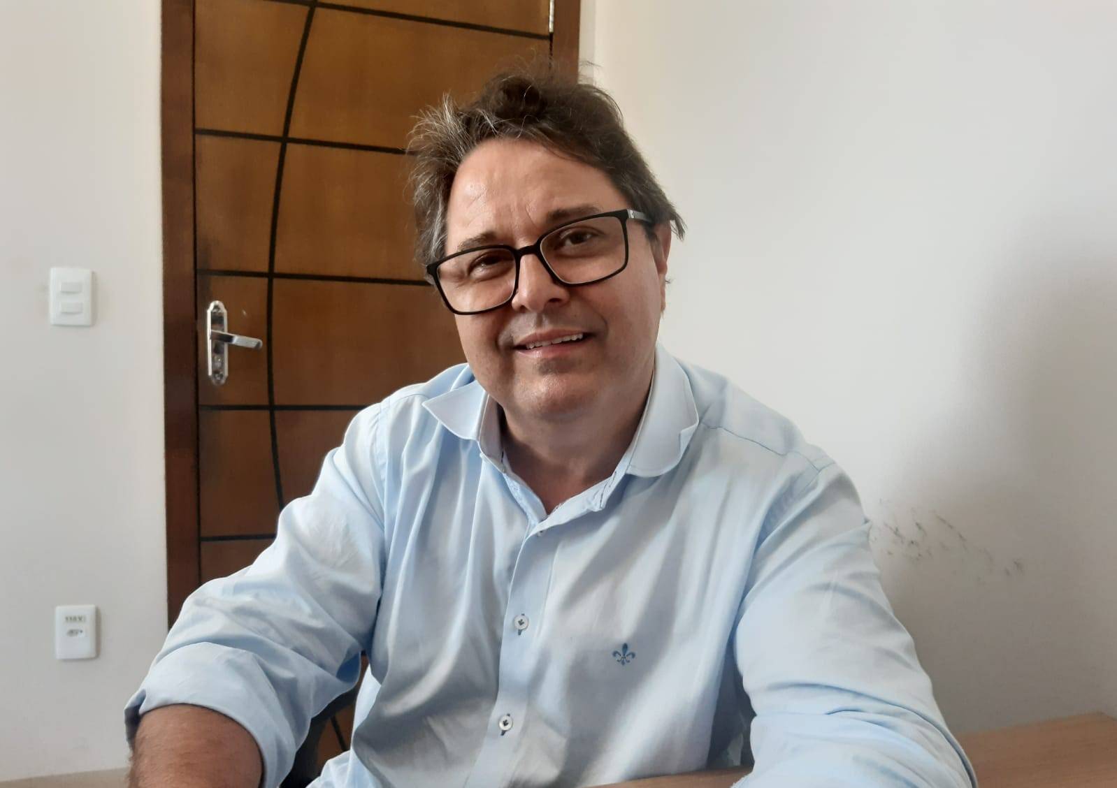 Após sair de Vilhena em UTI aérea, em estado grave, e vencer a Covid-19 em Brasília, ex-prefeito anuncia culto de ação de graças
