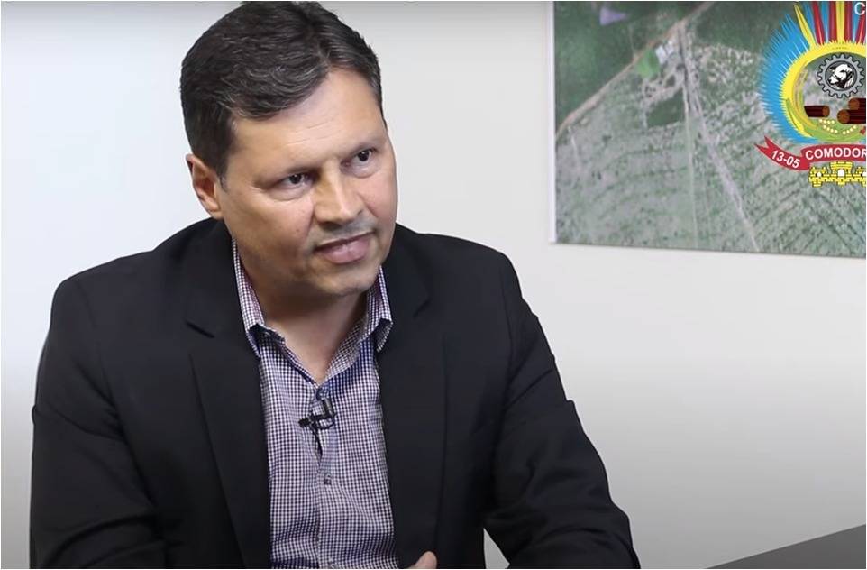 Servidores ganham ação na justiça, mas prefeito de cidade vizinha contraria promessa de campanha e diz que vai recorrer