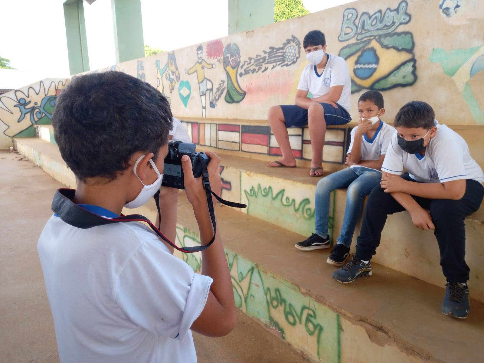 “Faces do Quilombo”: oficina de fotografia leva cultura e conhecimento para alunos de escola pública de Vilhena