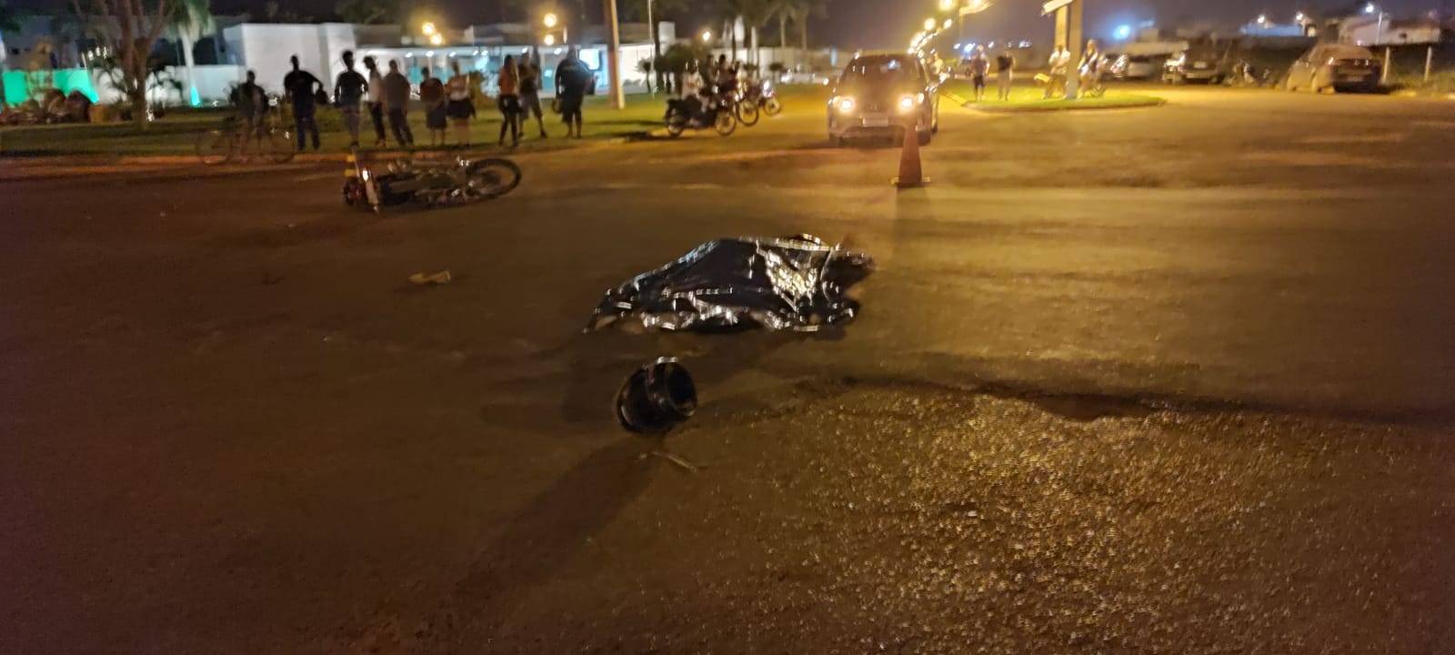 Após batida entre duas motos na BR 174, em Vilhena, mulher de 42 anos morre esmagada por terceiro veículo de alta cilindrada