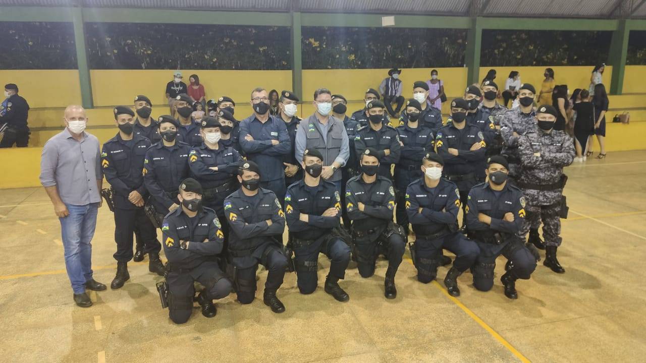 Em Vilhena, deputado Ezequiel Neiva prestigia promoção de cabos da Polícia Militar