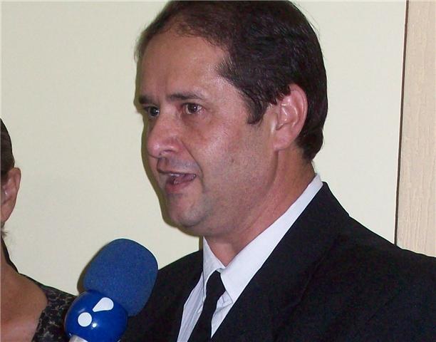 Vereador Cechinel estaria sendo ameaçado de perder cargo para “sem-voto”