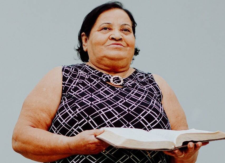 Vacinada duas vezes, pioneira de Vilhena contrai Covid-19 e morre aos 71 anos, após 9 dias de internação