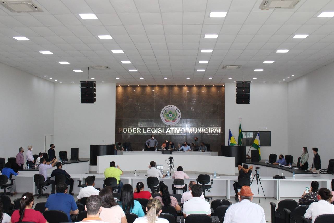 Vereadores derrubam projeto e Vilhena não terá decoração natalina; comerciantes apoiavam, mas prevaleceu pressão das redes sociais