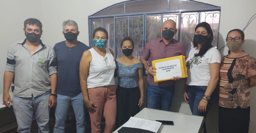 Apae de Cerejeiras recebe recurso do deputado Ezequiel Neiva para a compra de equipamentos e utensílios de cozinha