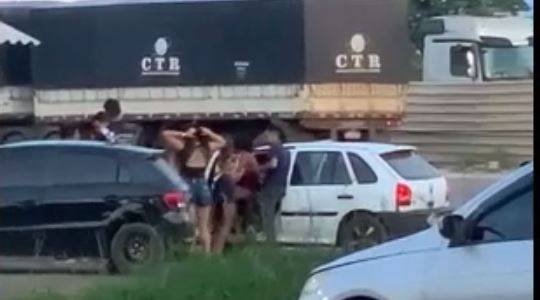 ASSISTA: mais um vídeo mostrando briga em saída de casa noturna viraliza no WhatsApp, em Vilhena