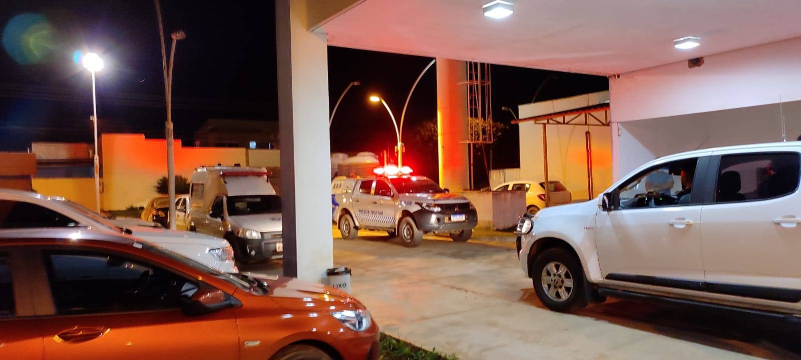 URGENTE: bandidos fazem casal refém na zona rural de Vilhena; um foi baleado e outro acabou preso tentando fugir com picape roubada