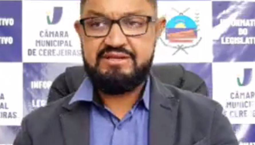 Vereador faz live no Facebook para “dar resposta” ao FOLHA DO SUL ON LINE e site comenta; veja documento do MP na íntegra