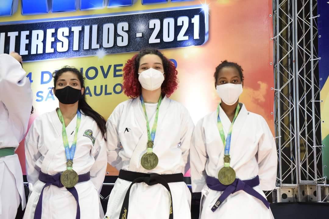 Atletas vilhenenses são medalhistas no Campeonato Brasileiro de Karatê Interestilos