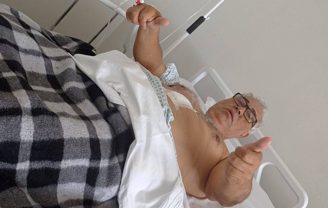 Sobrevivente do capotamento de ônibus da Eucatur na BR 364, vereador do Cone Sul passa por cirurgia em Minas Gerais: “quase morri”