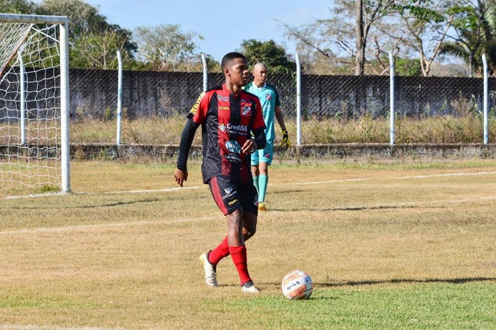 Zagueiro vilhenense disputa a Copa São Paulo 2022 pelo Real Ariquemes; será a segunda participação do atleta na Copinha