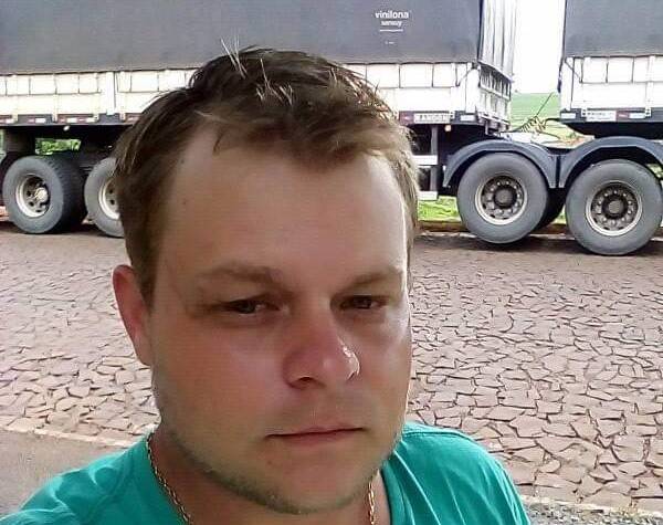 Identificados os motoristas que morreram após batida entre carreta e ônibus; caminhoneiro era sobrinho de Bombeiro vilhenense