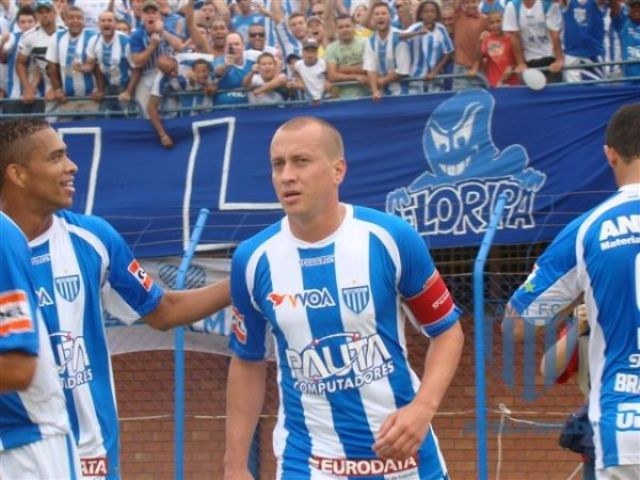 Um dos jogadores mais experientes do Avaí não enfrenta o VEC amanhã