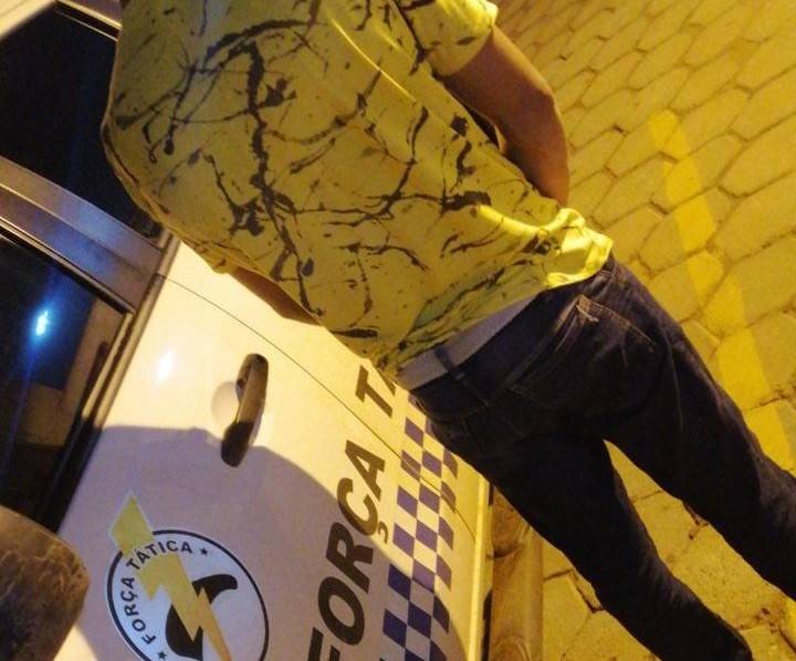 “Traficante de WhatsApp” tenta fugir da polícia duas vezes na mesma noite, mas acaba preso, em Vilhena