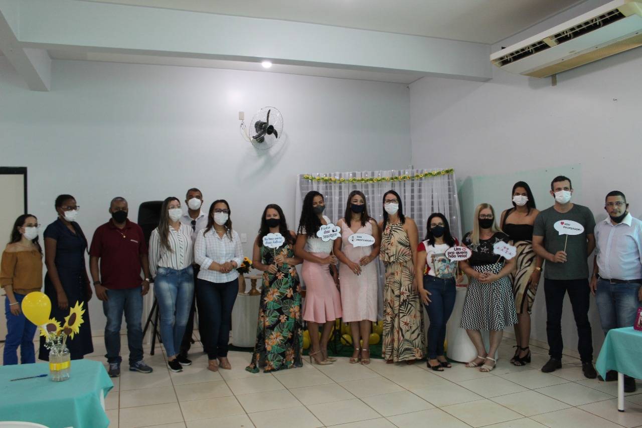 Deputada Rosangela Donadon defende dignidade dos professores e independência da Câmara de Vereadores de Vilhena