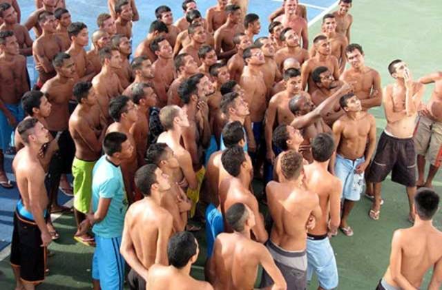 MP DENUNCIA 37 PESSOAS POR CHACINA