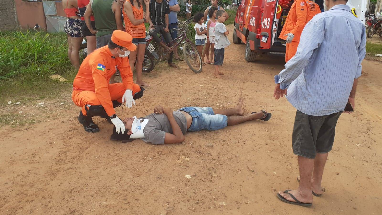 VÍDEO: morador se revolta após mobilizar vereadores e MP e valeta continuar fazendo vítimas há 05 anos em Vilhena