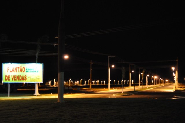 Loteamento vazio consome energia elétrica e todos pagam a conta