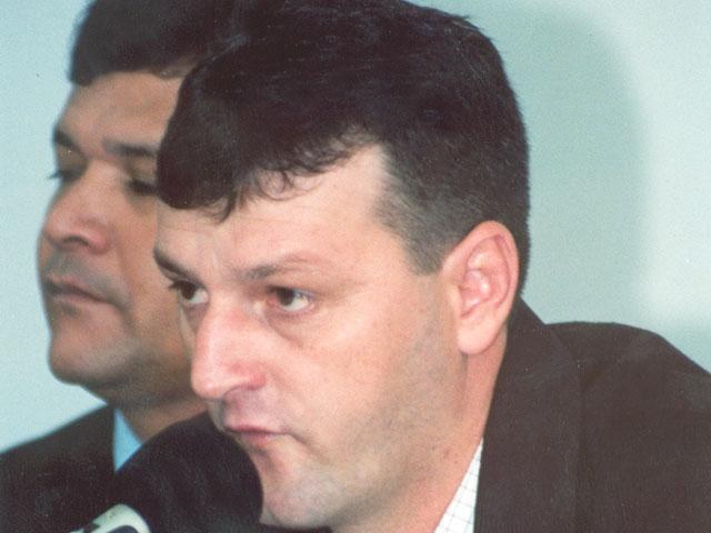 Vereador recebe prótese e vai ter que se locomover em “andajá”