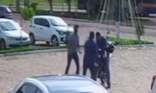 ASSISTA VÍDEO: clima esquenta em Chupinguaia e assessor da prefeitura registra queixa contra vereador por ameaça de morte