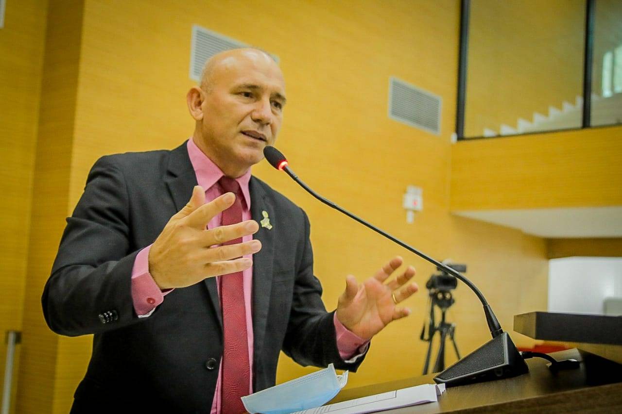 Recurso do deputado Ezequiel Neiva garantirá 300 contêineres para implantação de coleta seletiva em Vilhena